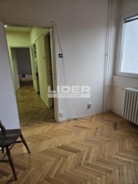 Nekretnina: Stan na top lokaciji, u veoma urednoj zgradi sa 2 lifta ID#135102