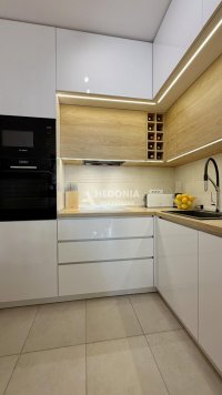 Nekretnina: Vračar, Cerska, nov, moderan, 2.0, opremljen ID#10317