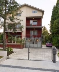 Nekretnina: GROCKA Bore Petrovića ID: 306156402