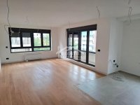 Nekretnina: Čukarica - Banovo brdo - 4.0 ID#24599