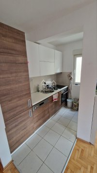 Nekretnina: Jednoiposoban stan u Dušanovoj ulici ID#2381