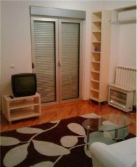 Nekretnina: Namesten 1.0 stan kod Vukovog spomenika