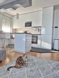 Nekretnina: Medaković III, Pavla Popovića, noviji, 2.5 ID#10373