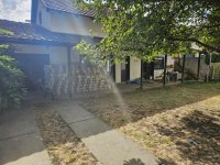 Nekretnina: Kuca sa poslovnim objektom-Nova Pazova