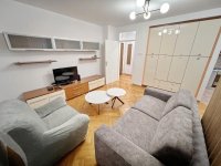 Nekretnina: Centar grada, namešten, svetao stan ID#4175