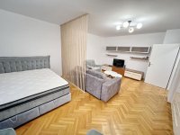 Nekretnina: Centar grada, namešten, svetao stan ID#4175