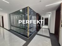 Nekretnina: Luxurious Apartment in Sakura Park!