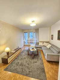 Nekretnina: Čukarička padina, Radnička, 3.5, trostrano orijentisan ID#10393