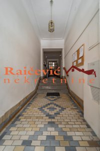 Nekretnina: VRACAR Koce Kapetana ID: 91103