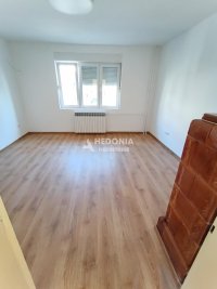 Nekretnina: Zemun, Ćukovac, izdavanje, 5.0, renoviran, pp ID#10400