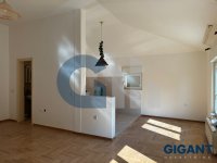 Nekretnina: ZVEZDARA Preševska ID: 887221774