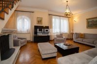 Nekretnina: Izuzetan salonac, pogled na Sabornu crkvu ID#5347