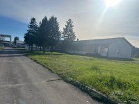 Nekretnina: Izdaje se hala od 1500m2 u Mionici