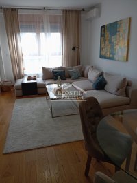 Nekretnina: LUX stan Wellport, garaža, dogovor ID#24932