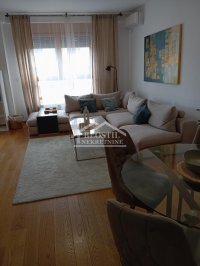 Nekretnina: LUX stan Wellport, garaža, dogovor ID#24932