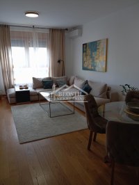 Nekretnina: LUX stan Wellport, garaža, dogovor ID#24932