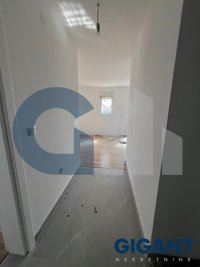 Nekretnina: OPŠTINA NOVI BEOGRAD Surčinska ID: 965013