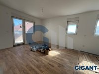 Nekretnina: OPŠTINA NOVI BEOGRAD Surčinska ID: 9652721
