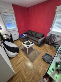 Nekretnina: Zemun, Cara Dušana -71m2 |3 spavaće sobe| 2 kupatila| terasa| lift| video-nadzor|