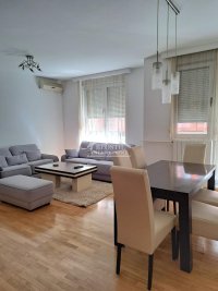 Nekretnina: Crveni krst, trosoban sa dva garažna mesta ID#25001