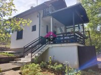 Nekretnina: Aranđelovac, Banja, vikendica 80m2 (npr+vpr+ptk), 2terase, pom.objekat 15m2 ID#1596