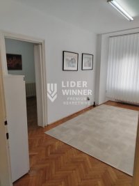 Nekretnina: Izdaje se prostran stan na top lokaciji ID#4527