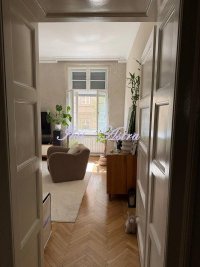 Nekretnina: Salonski stan za prodaju centar ID#599476