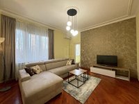 Nekretnina: Salonac, kompletno opremljen ID#4569