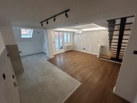 Nekretnina: CUKARICA Radnih akcija ID: 7978