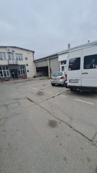 Nekretnina: Iznajmljujem magacinski i kancelarijski prostor - Zemun 