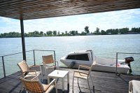 Nekretnina: Prodajem splav u Ostružnici na odličnoj lokaciji