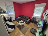 Nekretnina: Zemun, Cara Dušana -71m2 |3 spavaće sobe| 2 kupatila| terasa| lift| video-nadzor|