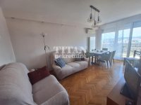 Nekretnina: renoviran ,tc Ušće,mesecno plaćanje ID#5708