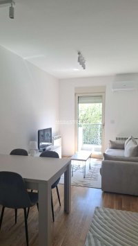 Nekretnina: Đeram, lux, namešten, odmah useljiv