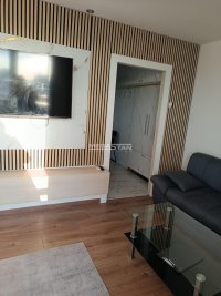 Nekretnina: Konjarnik, namešten, renoviran