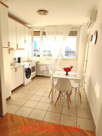 Nekretnina: 2.0 stan-Fontana-Bulevar Zorana Đinđića ID#3761