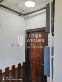 Nekretnina: Labudovo brdo – Renoviran duplex sa parking mestom ID#137107