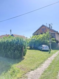 Nekretnina: Inđija, Kralja Petra I, spratna kuća, 83ara plac ID#10530