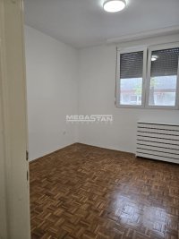 Nekretnina: Retenzija, renoviran, prazan