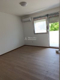Nekretnina: Borča, JNA – 2,5s stan 49m² + dvorište 30m², prizemlje, novogradnja