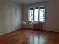 Nekretnina: Salonski stan za izdavanje centar ID#615455