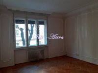 Nekretnina: Salonski stan za izdavanje centar ID#615455