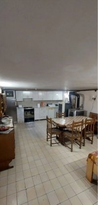 Nekretnina: Kuća u mirnom delu naselja Trešnja