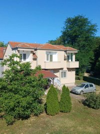 Nekretnina: Bela Crkva,  Gradsko jezero, prelepa  kuća sa 5 apartmana, 239m2