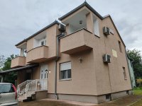 Nekretnina: Bela Crkva,  Gradsko jezero, prelepa  kuća sa 5 apartmana, 239m2
