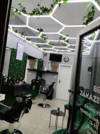 Nekretnina: Izdajem frizerski salon u Novom Sadu na Novoj Detelinari