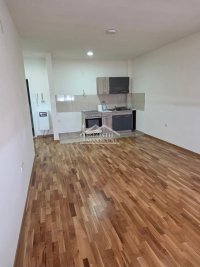 Nekretnina: Izdaje se dvosoban stan 48m² – Ledine, novogradnja ID#25623