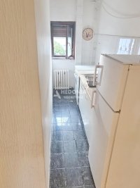 Nekretnina: Blok 34, Carina, 2.5, potkrovlje, starija zgrada ID#10625