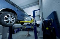 Nekretnina: Kompletan autoservis na Ledinama ID#25669