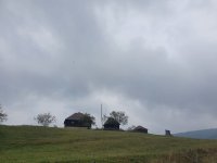 Nekretnina: Na prodaju plac 40 ari sa starom Chalet kucom na Zlatiboru